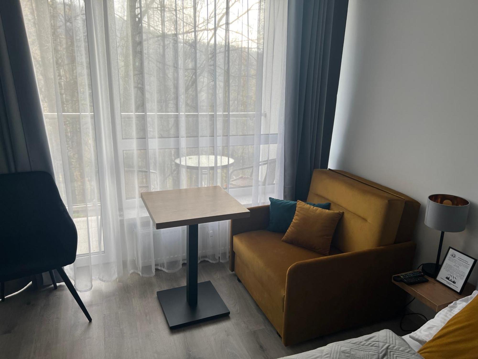 Apartamento Przy Rownicy 2 *
